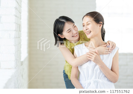 A good parent and child 117551762