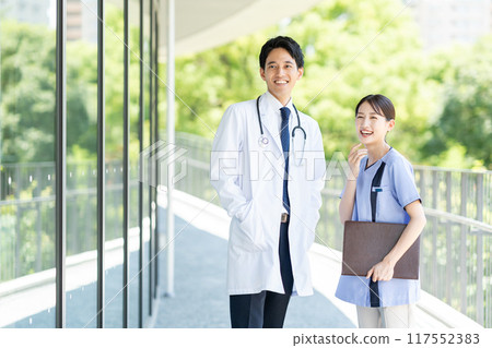 Young doctors and nurses working in hospitals 117552383