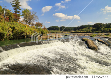 Autumn Sogi Falls seen from Sogi Falls Park Autumn Sogi Falls seen from Sogi Falls Park 117552453