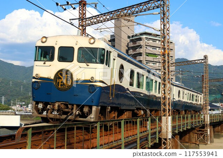[JR West] Kilo 47 Series 7000 Series "etSETOra" (Kure Line: Yano - Kaitaichi, Senogawa Bridge) 117553941