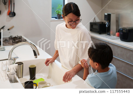 Moms who can't do housework because of childcare Moms who can't do housework because of childcare 117555443