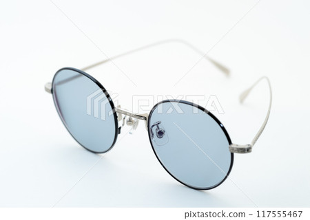 Sunglasses on a white background B-2 117555467