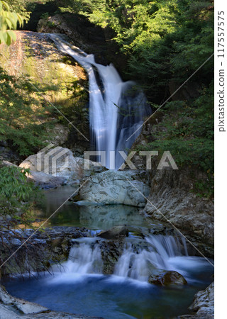 Sekiyama Waterfall, Yamagata Prefecture 117557575