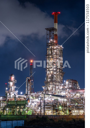 《Mie Prefecture》 Factory night view, Yokkaichi Petrochemical Complex 117558503