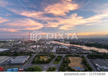 [三重縣] 工廠夜景/四日市綜合大樓 117558686