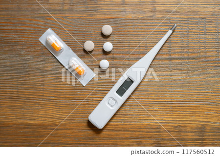 Thermometer and medicine 117560512
