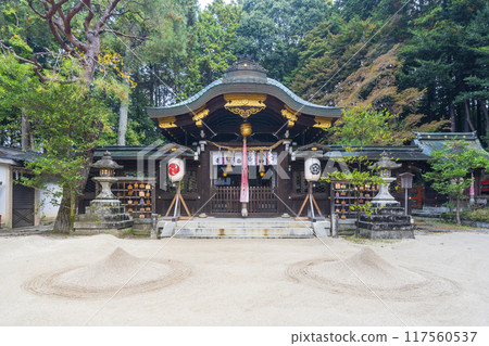 Hachidai Shrine, main hall (Ichijoji, Sakyo Ward, Kyoto City, Kyoto Prefecture) Hachidai Shrine, main hall (Ichijoji, Sakyo Ward, Kyoto City, Kyoto Prefecture) 117560537