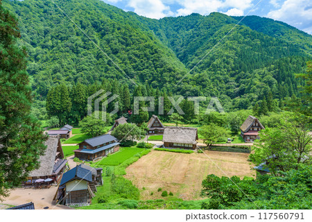 世界遺產「白川鄉、五簇山合掌造村落」 南礪市菅沼(大型建築) 越中五簇山菅沼村(史蹟) 世界遺產「白川鄉、五簇山合掌造村落」 南礪市菅沼(大型建築) 越中五簇山菅沼村(史蹟) 117560791
