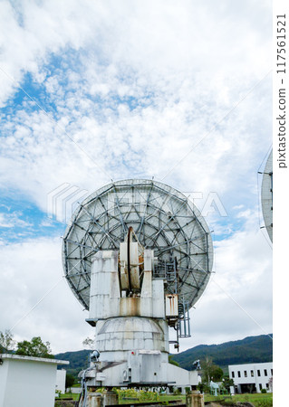 Millimeter wave interferometer seen from the rear (Nobeyama Radio Observatory, National Astronomical Observatory of Japan) 117561521