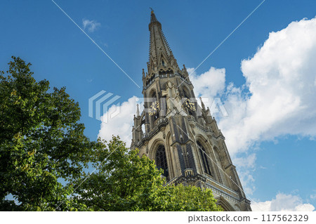 bell tower of the cathedral in Linz, Austria 117562329