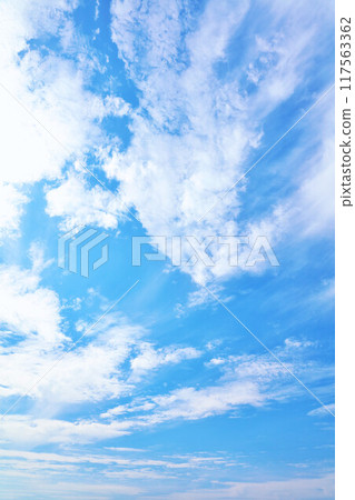 秋天天空和雲彩 117563362