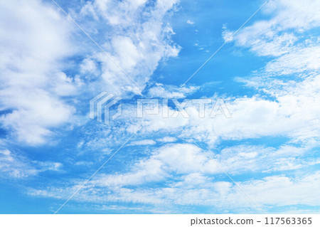 秋天天空和雲彩 117563365