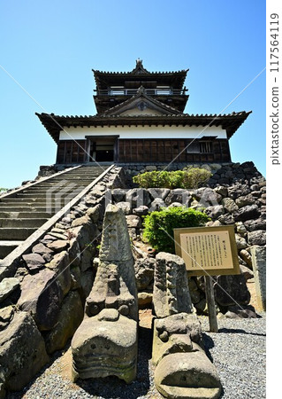 福井縣堺市現存天守閣「丸岡城」的晴天 福井縣堺市現存天守閣「丸岡城」的晴天 117564119
