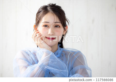 一個美麗的女人 117566086