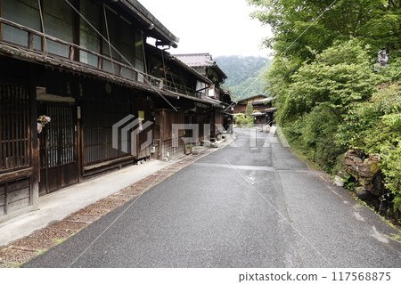 Tsumago-juku: Old streets of traditional houses and fresh greenery 117568875