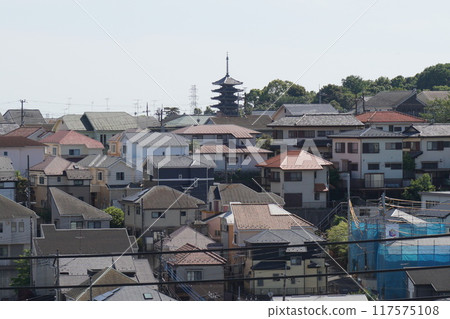 The five-story pagoda of Korinji Temple in Kawasaki City, seen from the direction of Yomiuri Land 117575108