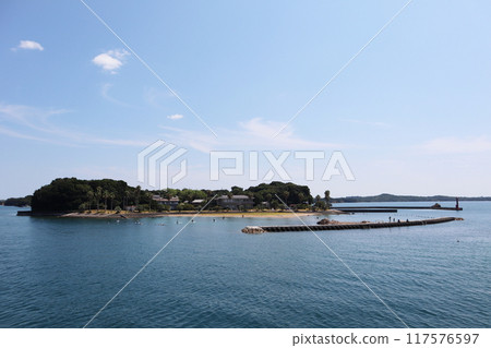 三重縣志摩市英虞灣的海濱度假勝地 三重縣志摩市英虞灣的海濱度假勝地 117576597