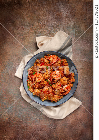 Jambalaya, Creole dish, American pilaf, rice with chicken and shrimp, vegetables, homemade, no people, 117578021