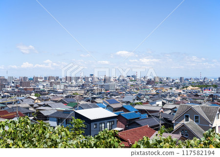 Residential area where the blue sky spreads Residential area where the blue sky spreads 117582194