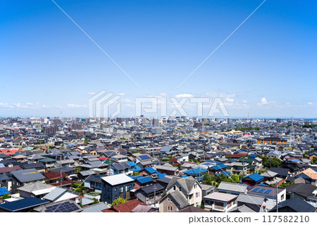 藍天蔓延的住宅區 117582210