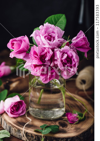 Bouquet of pink garden roses Bouquet of pink garden roses 117583393