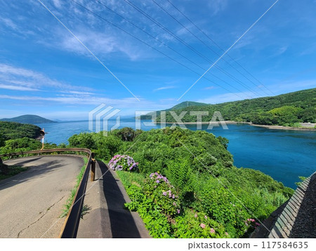 The Black Seto Bridge and the surrounding scenery 117584635