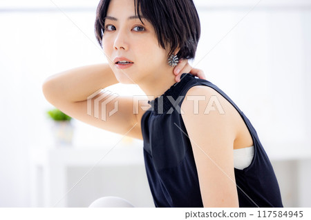 年輕的女士的肖像 117584945