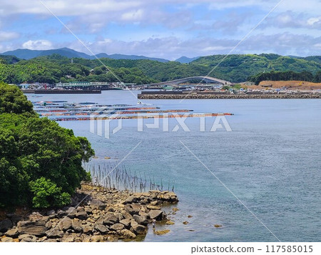 Ikarashi Bridge and surrounding scenery, Ikarashi Island, Nagashima Town, Izumi District, Kagoshima Prefecture 117585015
