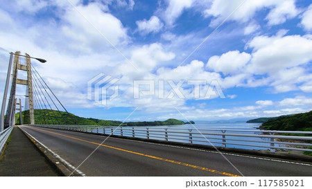 Ikarashi Bridge and surrounding scenery, Ikarashi Island, Nagashima Town, Izumi District, Kagoshima Prefecture 117585021