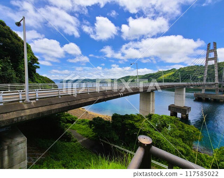 鹿兒島縣及泉郡長島町伊塔拉島伊塔拉大橋及週邊風景 117585022
