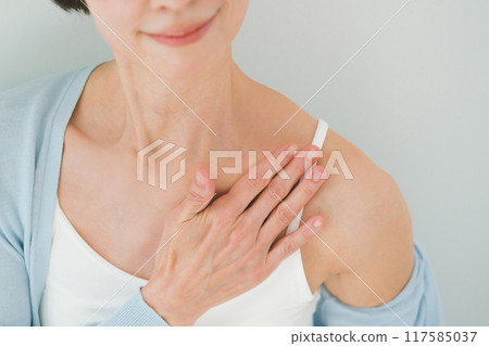 女生 女孩 女性 117585037