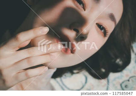 lipstick, makeup, make 117585047