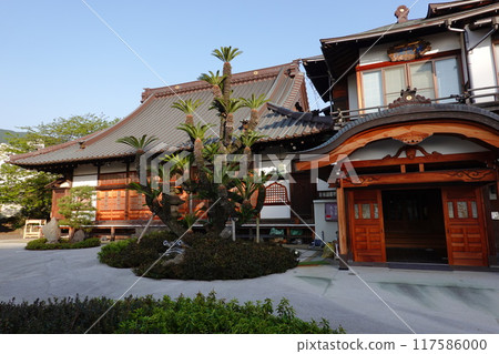 Hot spring temple Hot spring temple 117586000