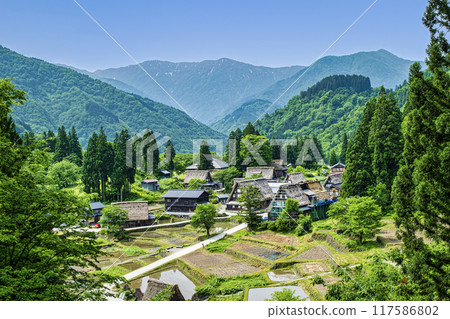 富山縣 五簇山 相倉合掌造村 相倉展望台風景 世界遺產 富山縣 五簇山 相倉合掌造村 相倉展望台風景 世界遺產 117586802