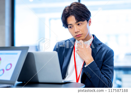 Male working in the office Photo cooperation: WEEK Shibadaimon (Sun Frontier Fudousan) Male working in the office Photo cooperation: WEEK Shibadaimon (Sun Frontier Fudousan) 117587188