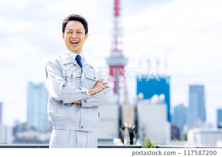 總承包商商務男 117587200