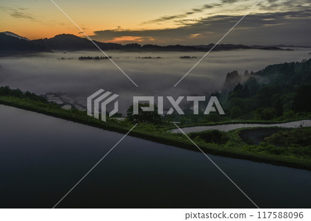 Spring morning view of Hoshi Pass shrouded in mist Spring morning view of Hoshi Pass shrouded in mist 117588096