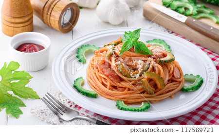 苦瓜義大利麵（那不勒斯） 帶有苦瓜的苦味 117589721