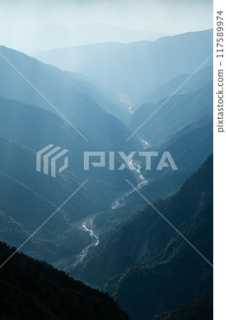 南阿爾卑斯山的風景 南阿爾卑斯山的風景 117589974