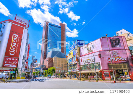 Tokyo cityscape in Japan overlooking the carrot tower in front of Sangenjaya station 117590403