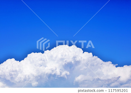 夏天藍天和雲彩 117595201