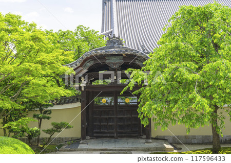 Myokenji Temple (Head Temple) Imperial Envoy Gate Myokenji Temple (Head Temple) Imperial Envoy Gate 117596433