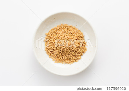 Granular powder consommé 117596920