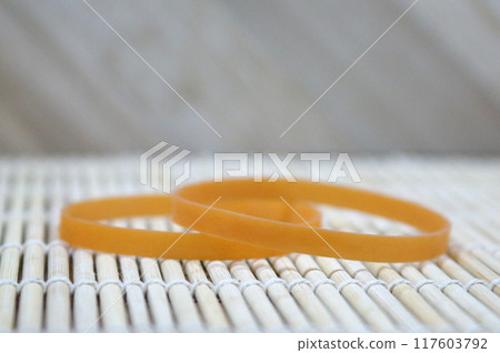 橡皮筋 117603792