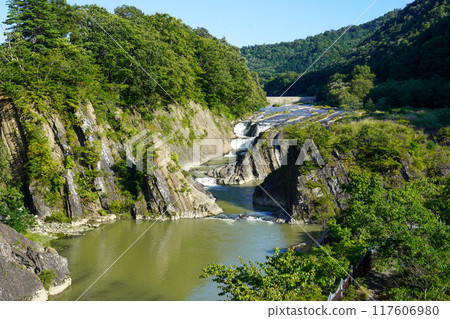 Chidorigataki Falls and Yubari River Chidorigataki Falls and Yubari River 117606980