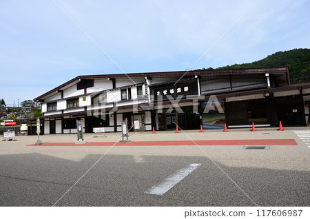 Kiso-Fukushima Station (Chuo Line) station building 117606987