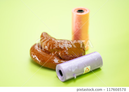 feces with bags 117608578