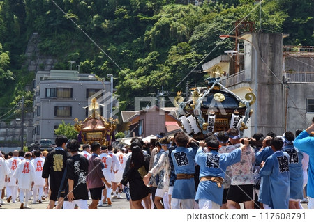 Mikoshi (portable shrine) at the Manazuru Kibune Festival, Kanagawa Mikoshi (portable shrine) at the Manazuru Kibune Festival, Kanagawa 117608791