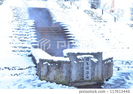 [Gunma Prefecture] Winter scenery of the Ikaho Onsen stone steps 117613448