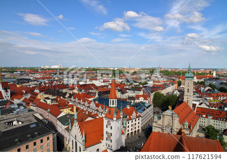 View of the city from the observation deck of St. Peter's Church in Munich, the capital of Bavaria, Federal Republic of Germany, Europe 117621594